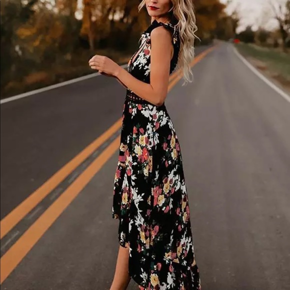 Chelsea Cotton Floral Open Back Dress - Picture 4 of 7